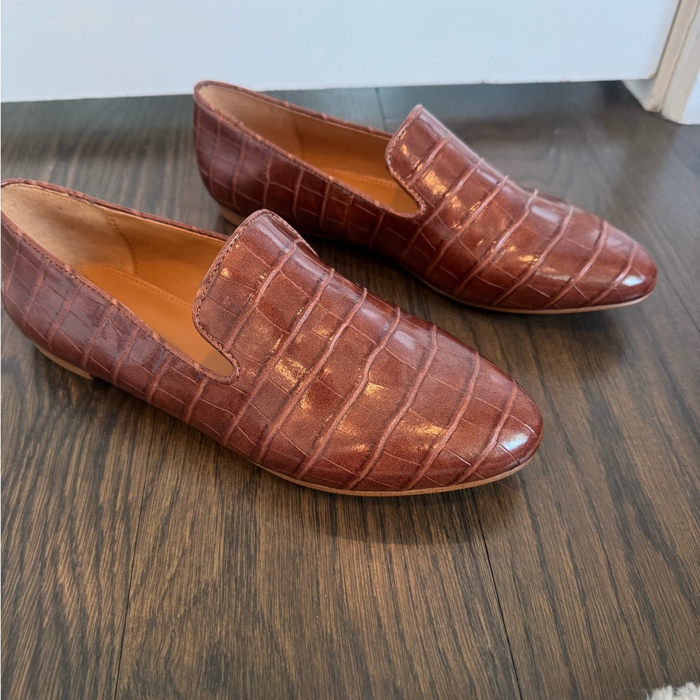 J Crew Elegant Brown Crocodile Pattern Loafers